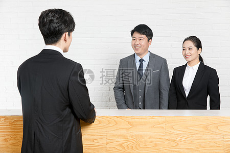 商務(wù)前臺(tái)人士接待