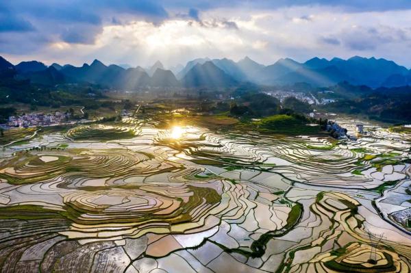 春回大地 中國土地整理下的生態畫卷